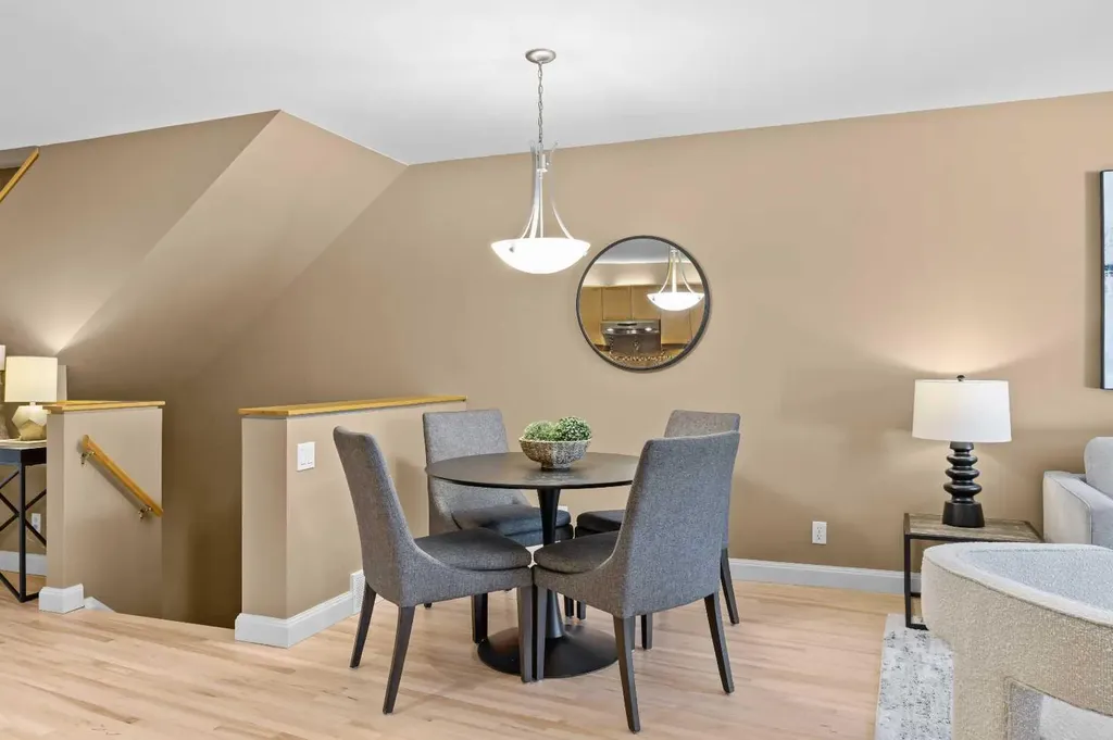 415 28 Avenue NW Calgary AB T2M 2K7