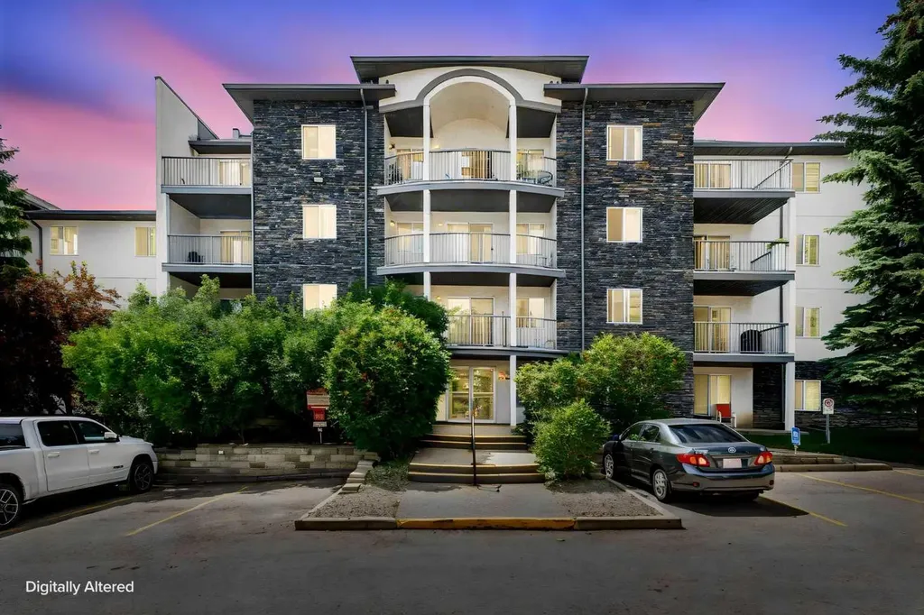 33 Arbour Grove Close NW Calgary AB T3G 4K2