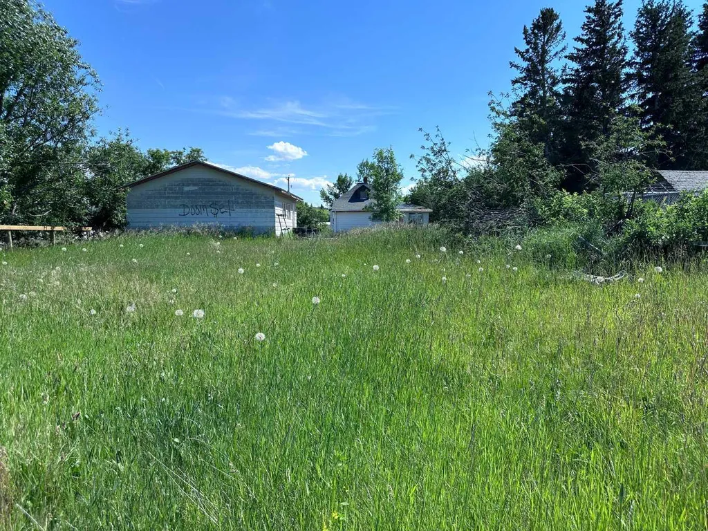 61 2 Avenue E Cardston AB T0K0K0