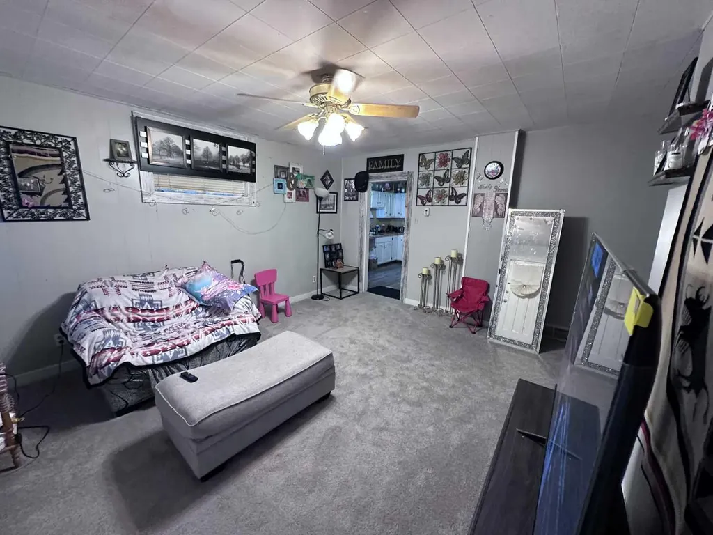 61 2 Avenue E Cardston AB T0K0K0