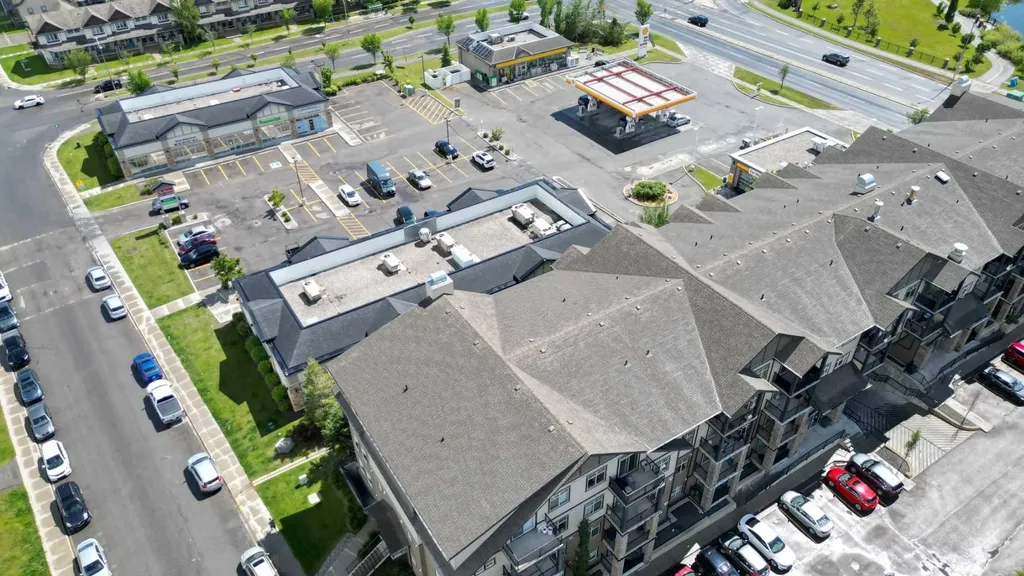117 Copperpond Common SE Calgary AB T2Z 5E2