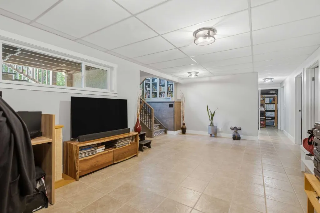 482103 160 Street E Rural Foothills County AB T1V 1N3