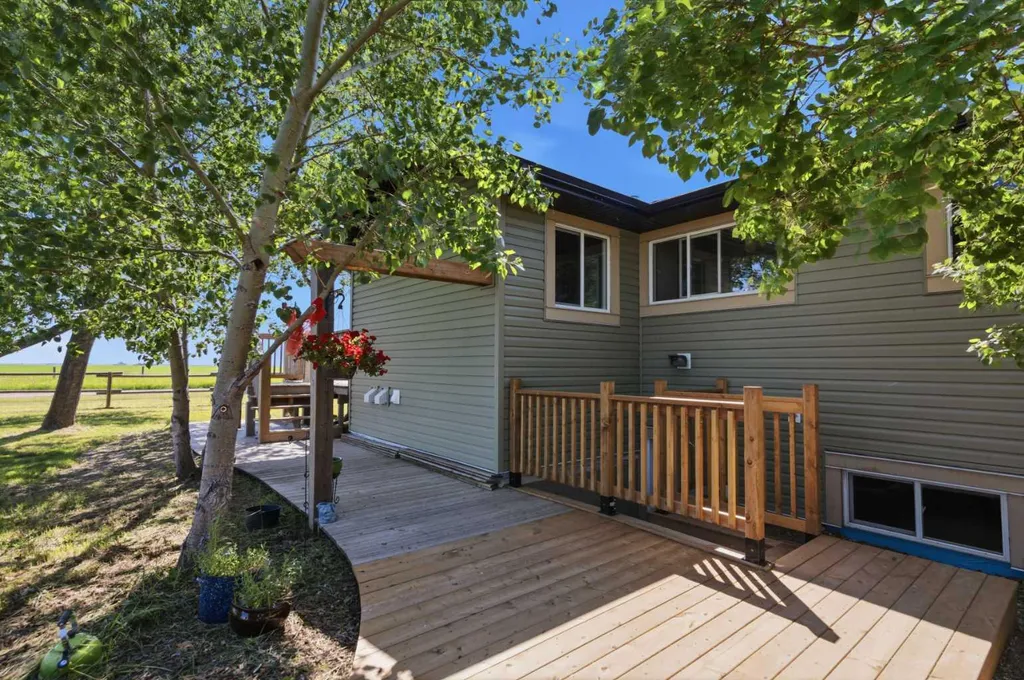 482103 160 Street E Rural Foothills County AB T1V 1N3