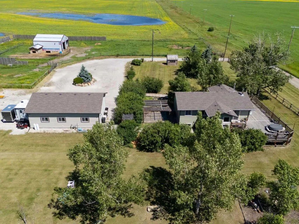 482103 160 Street E Rural Foothills County AB T1V 1N3
