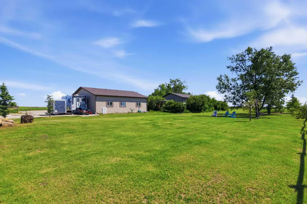 482103 160 Street E Rural Foothills County AB T1V 1N3
