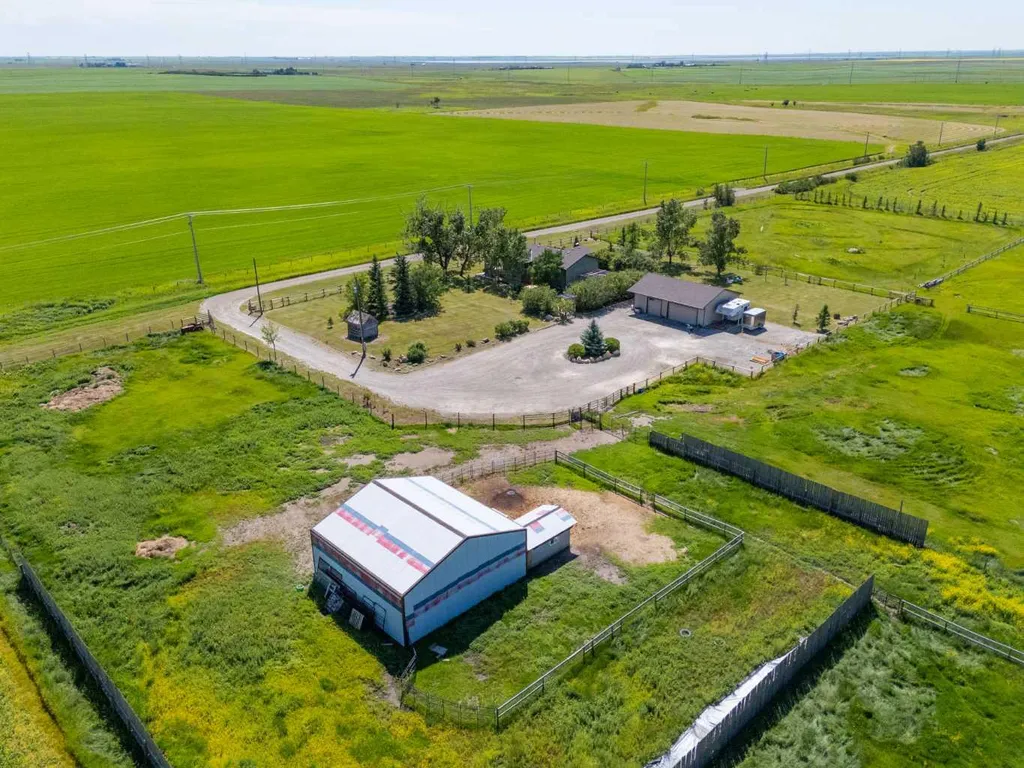 482103 160 Street E Rural Foothills County AB T1V 1N3