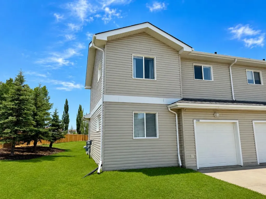8640 103 Avenue Grande Prairie AB T8X 0C3