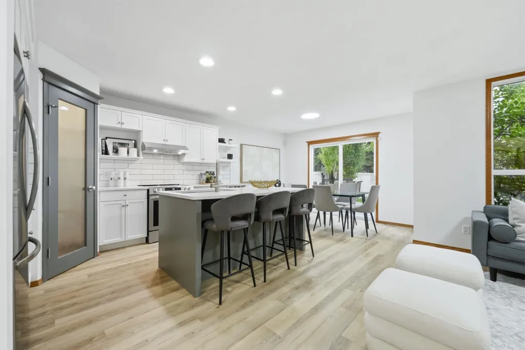 2020 Bridlemeadows Manor SW Calgary AB T2Y 4R9