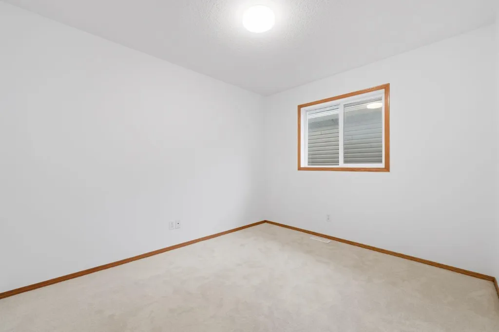 2020 Bridlemeadows Manor SW Calgary AB T2Y 4R9