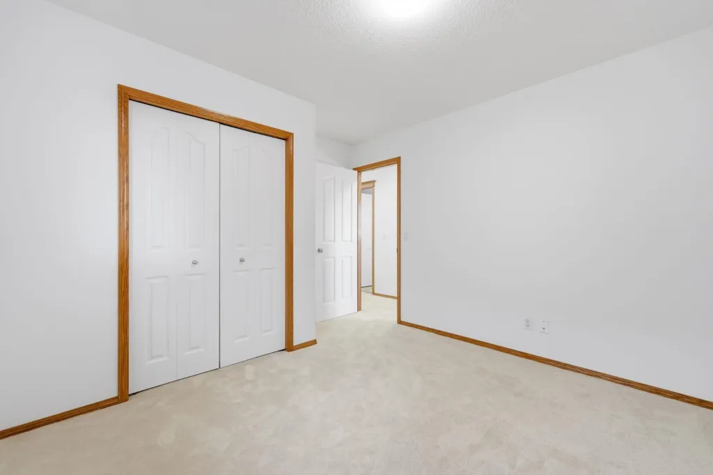 2020 Bridlemeadows Manor SW Calgary AB T2Y 4R9