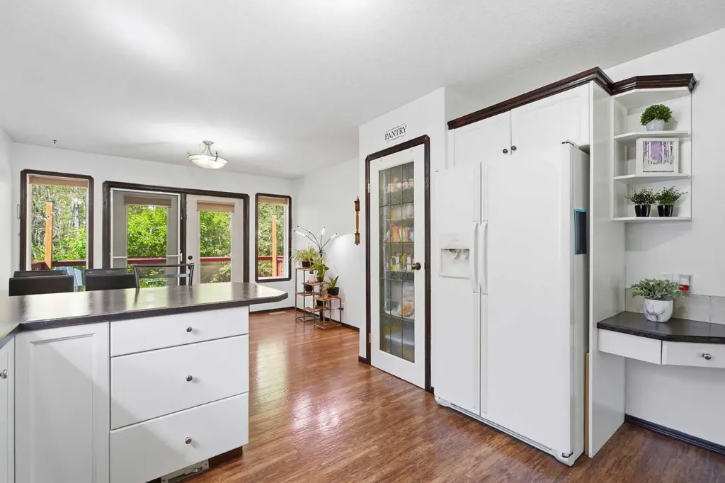 219 Lampard Crescent Red Deer AB T4R 2W5
