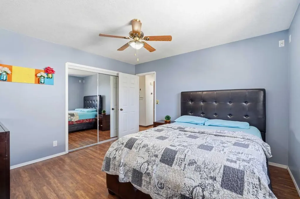219 Lampard Crescent Red Deer AB T4R 2W5
