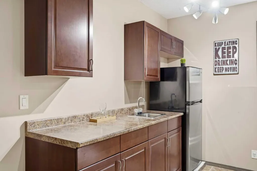 219 Lampard Crescent Red Deer AB T4R 2W5