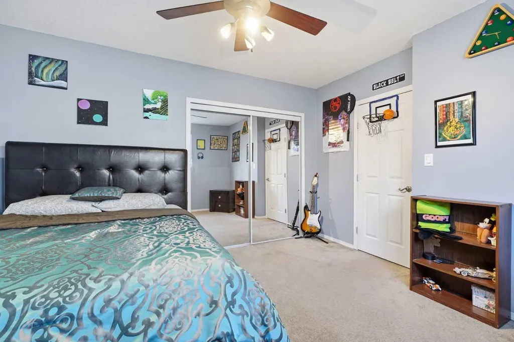 219 Lampard Crescent Red Deer AB T4R 2W5