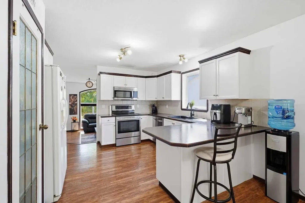 219 Lampard Crescent Red Deer AB T4R 2W5