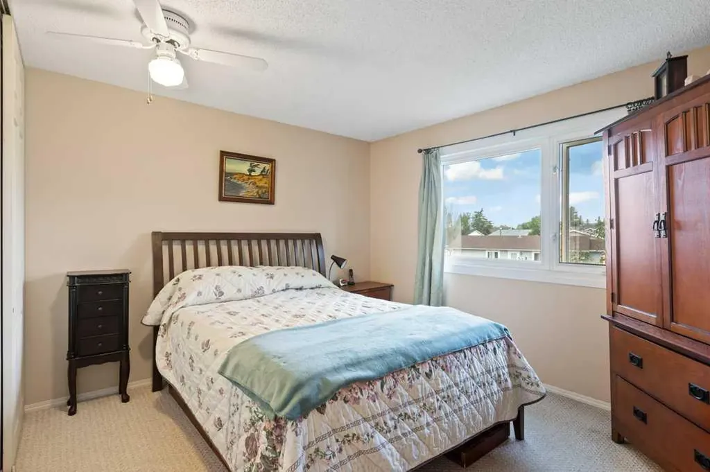 88 Faldale Close NE Calgary AB T3J 1V9