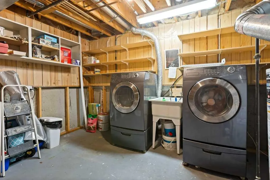 88 Faldale Close NE Calgary AB T3J 1V9