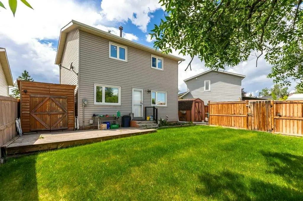 88 Faldale Close NE Calgary AB T3J 1V9