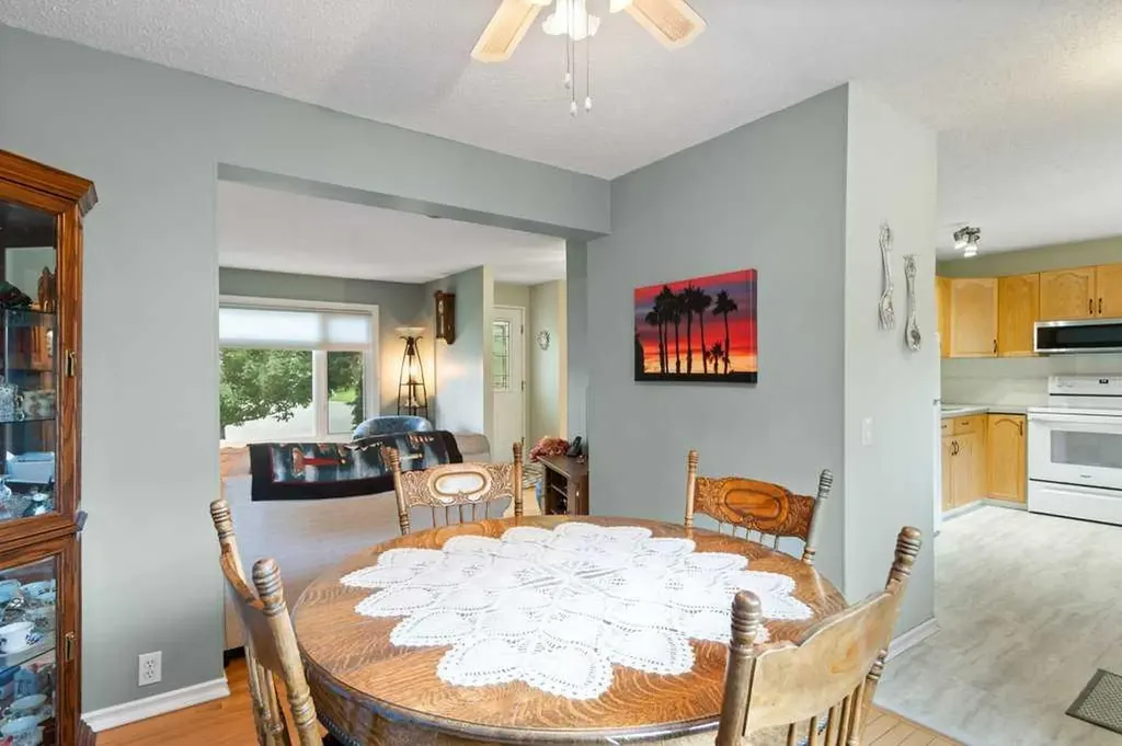88 Faldale Close NE Calgary AB T3J 1V9