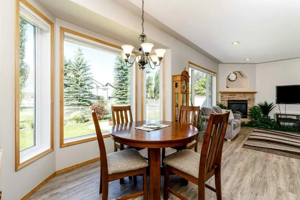 59 Langford Crescent Red Deer AB T4R 3E5