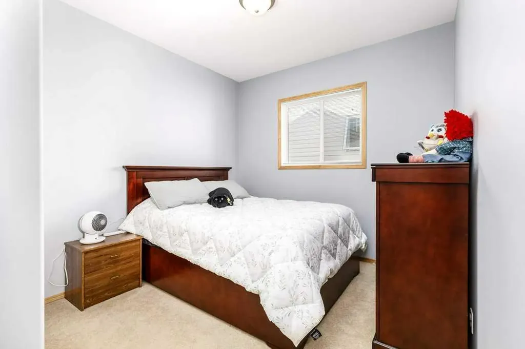 59 Langford Crescent Red Deer AB T4R 3E5