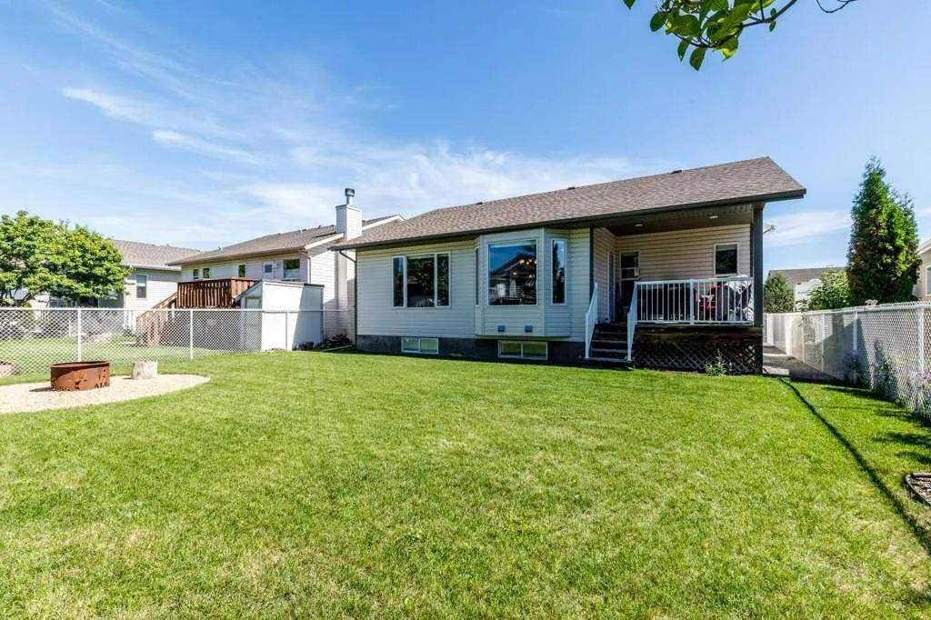 59 Langford Crescent Red Deer AB T4R 3E5