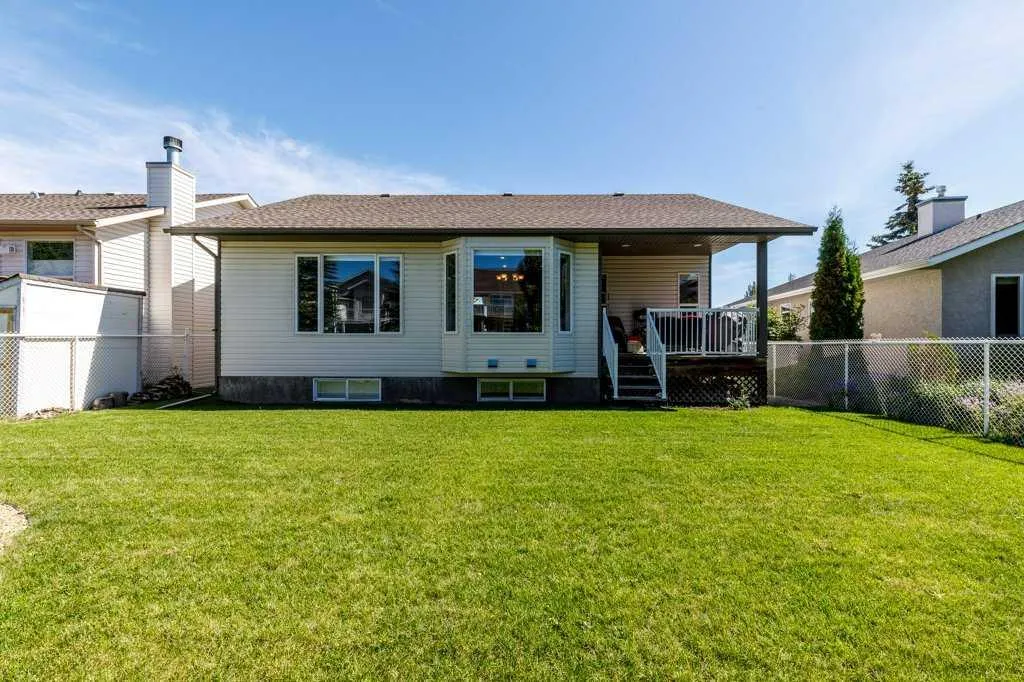 59 Langford Crescent Red Deer AB T4R 3E5