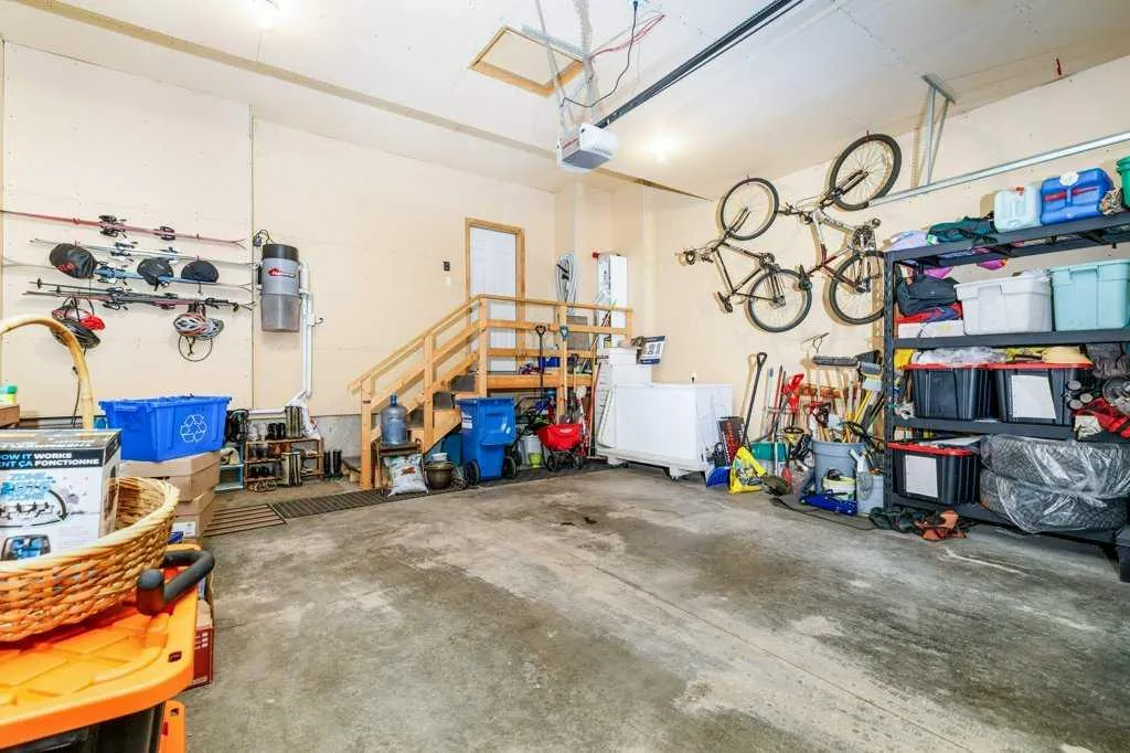 59 Langford Crescent Red Deer AB T4R 3E5