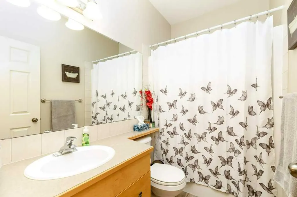 59 Langford Crescent Red Deer AB T4R 3E5