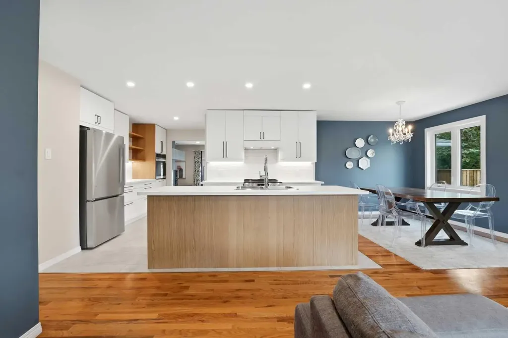 28 Macfarlane Avenue Red Deer AB T4N 5T1