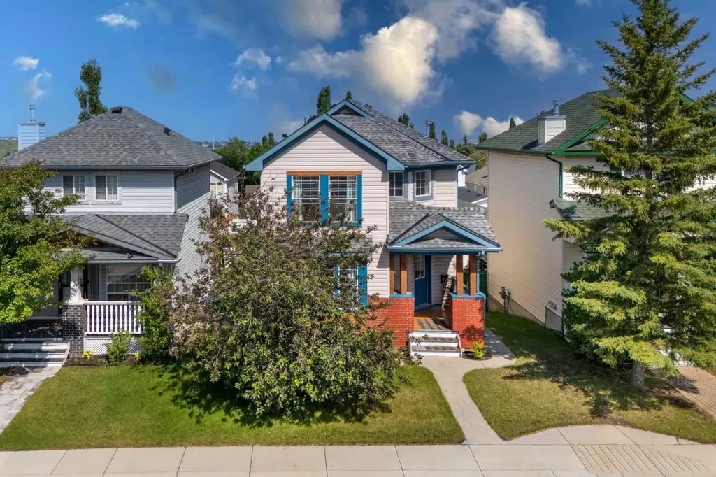 40 Hidden Point NW Calgary AB T3A5P5