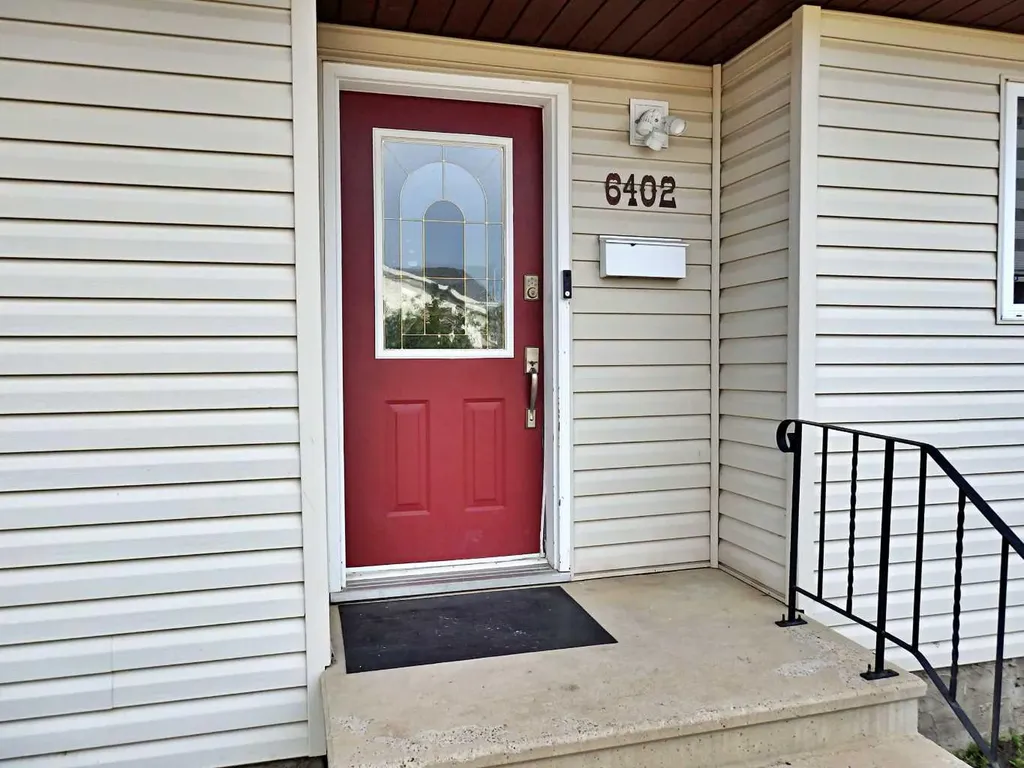 6402 53 Avenue Vermilion AB T9X 1X4