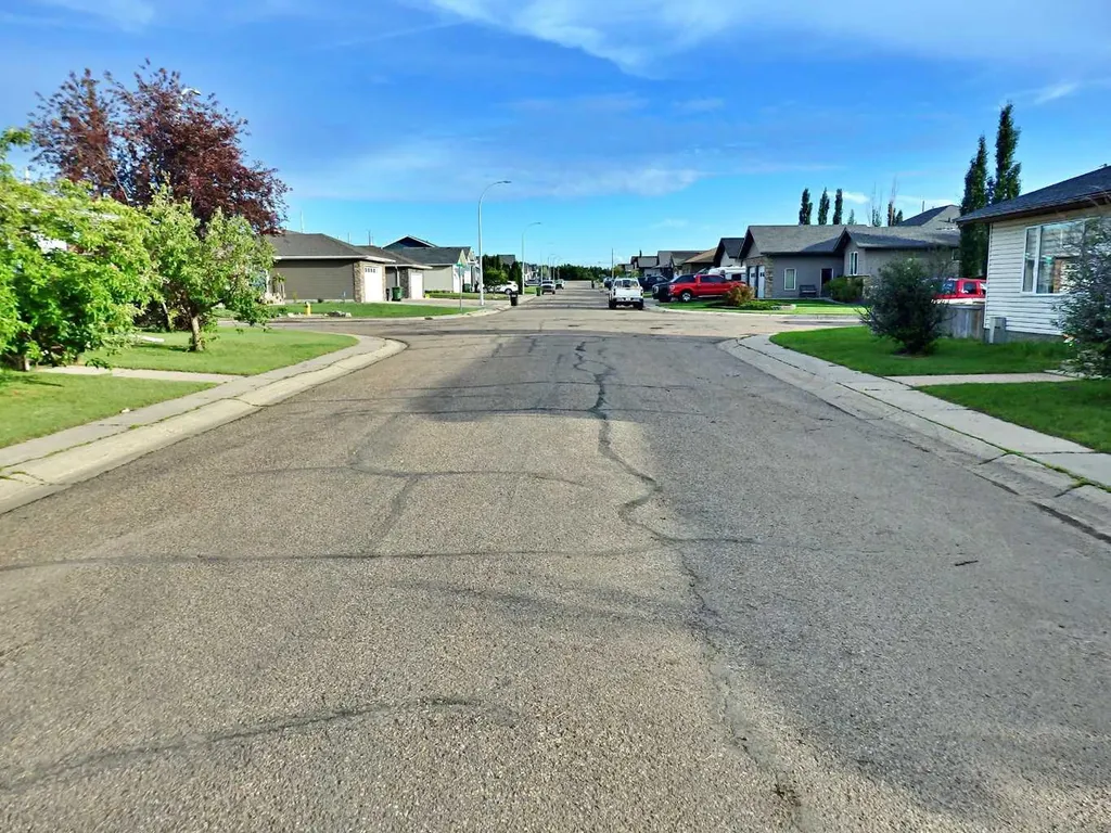 6402 53 Avenue Vermilion AB T9X 1X4