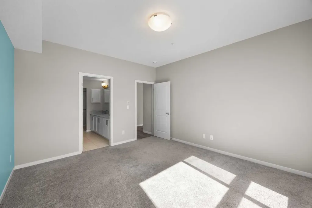 360 Harvest Hills Common NE Calgary AB T3K 2N1