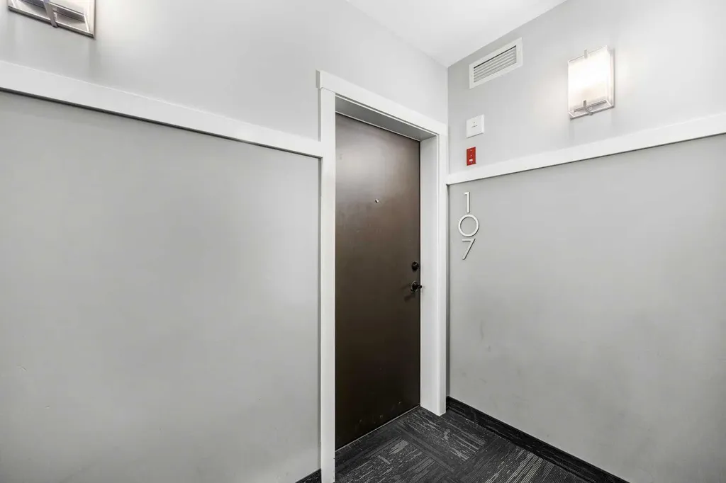360 Harvest Hills Common NE Calgary AB T3K 2N1