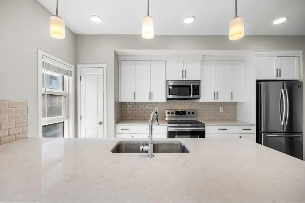 360 Harvest Hills Common NE Calgary AB T3K 2N1