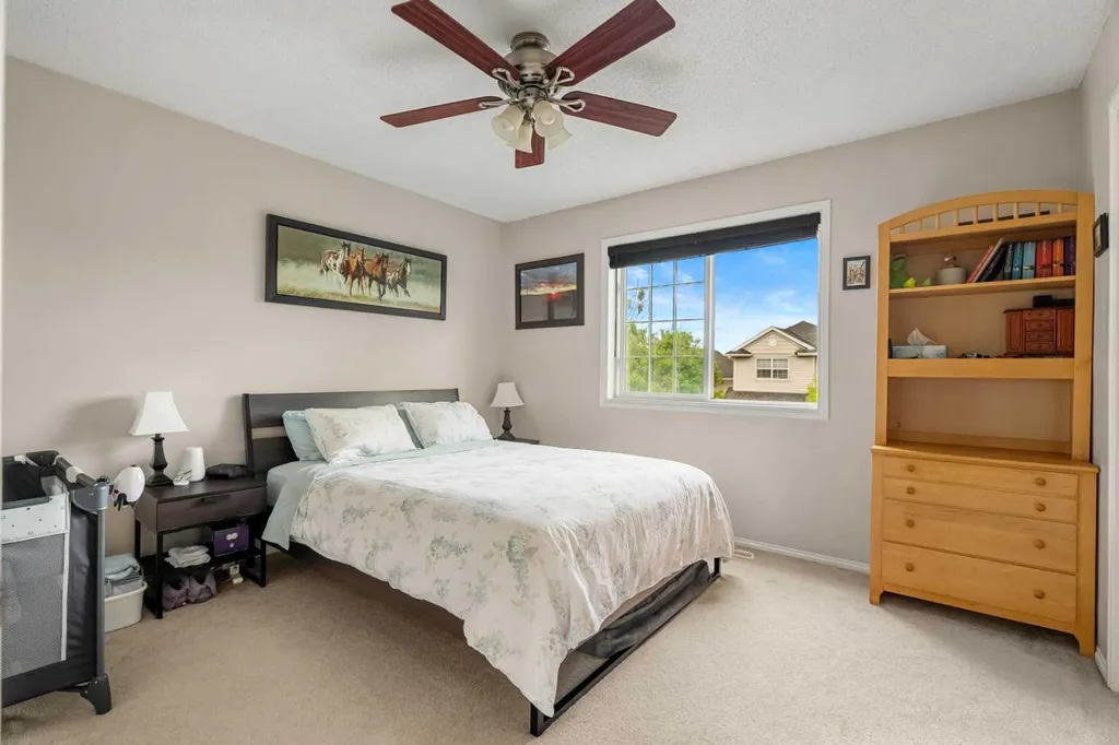 172 Citadel Bluff Close NW Calgary AB T3G 5E3