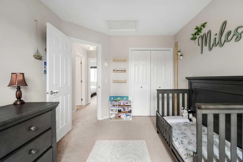 172 Citadel Bluff Close NW Calgary AB T3G 5E3