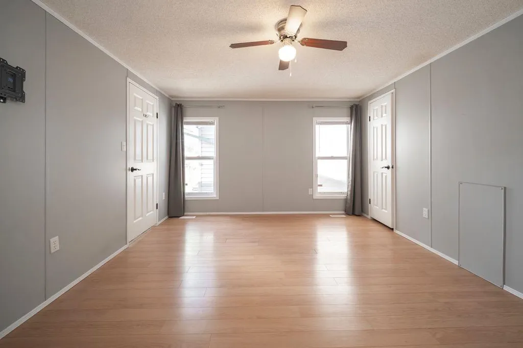 125 Greenwich Lane Fort Mcmurray AB T9H 3Z2