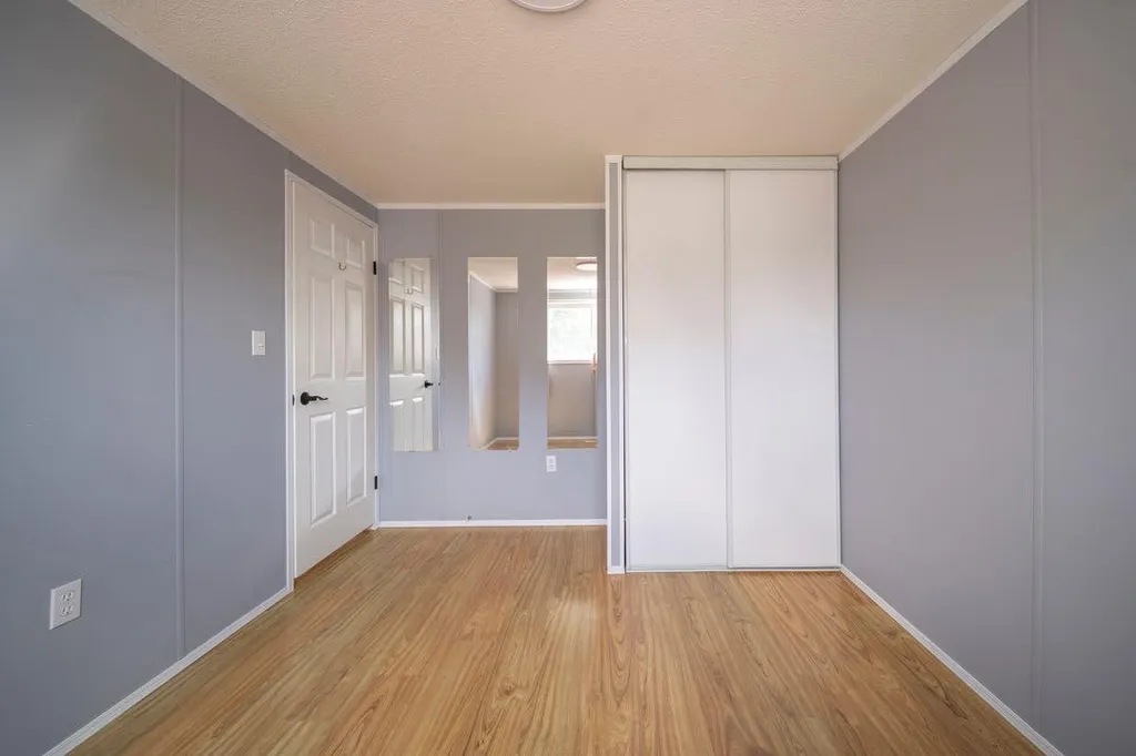 125 Greenwich Lane Fort Mcmurray AB T9H 3Z2