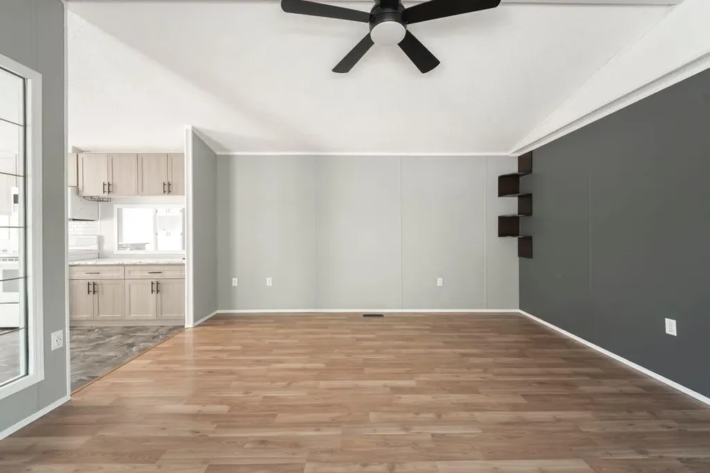 125 Greenwich Lane Fort Mcmurray AB T9H 3Z2