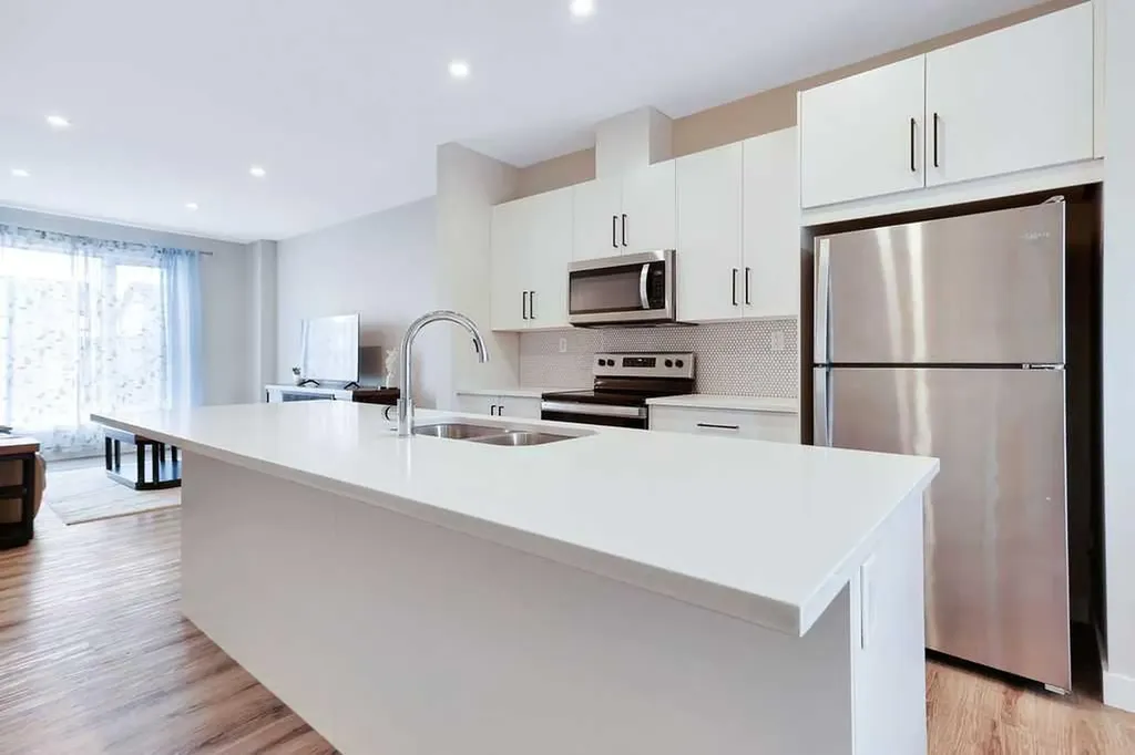30 Evergreen Way Red Deer AB T4P 3E5