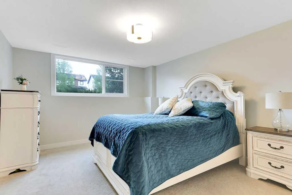 30 Evergreen Way Red Deer AB T4P 3E5