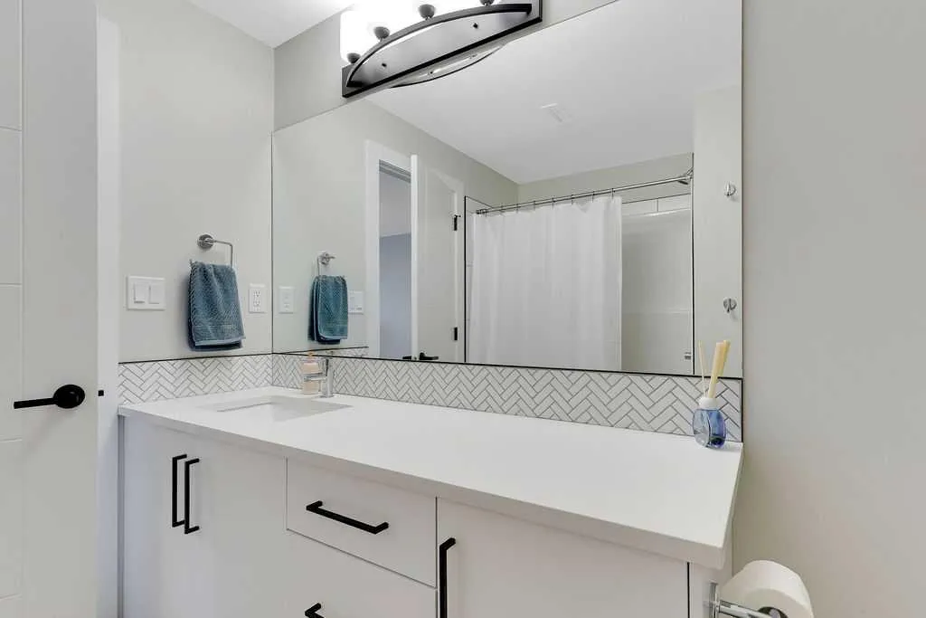 30 Evergreen Way Red Deer AB T4P 3E5