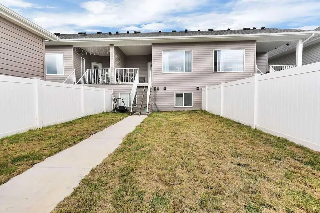 30 Evergreen Way Red Deer AB T4P 3E5
