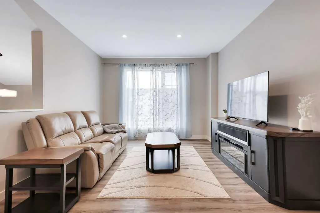 30 Evergreen Way Red Deer AB T4P 3E5