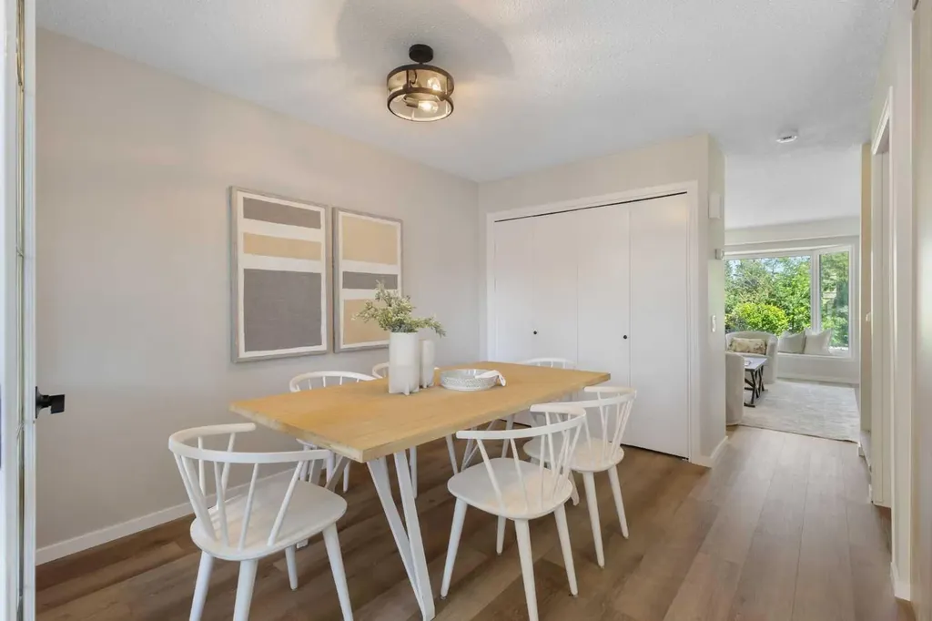 7845 22 Street SE Calgary AB T2C 1Y8