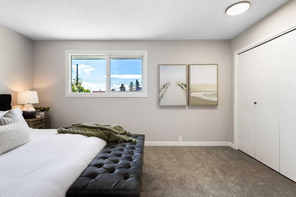 7845 22 Street SE Calgary AB T2C 1Y8