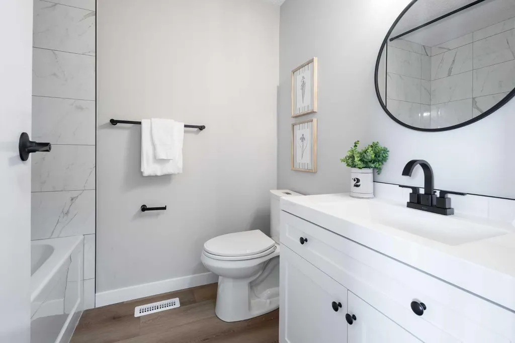 7845 22 Street SE Calgary AB T2C 1Y8