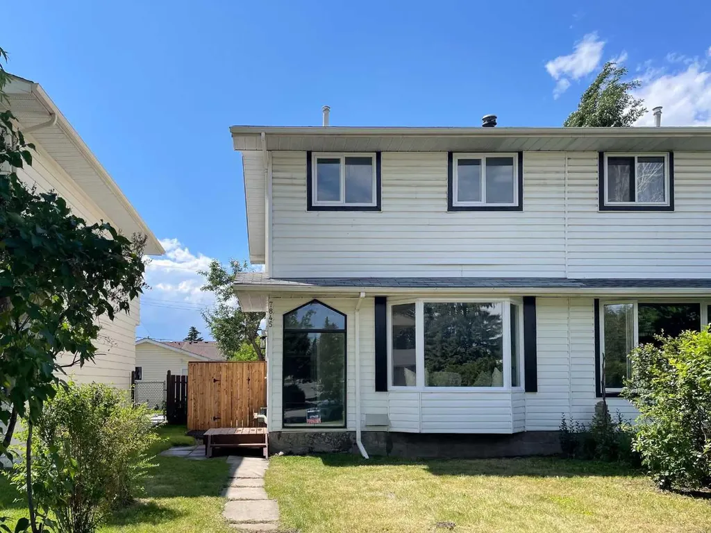 7845 22 Street SE Calgary AB T2C 1Y8